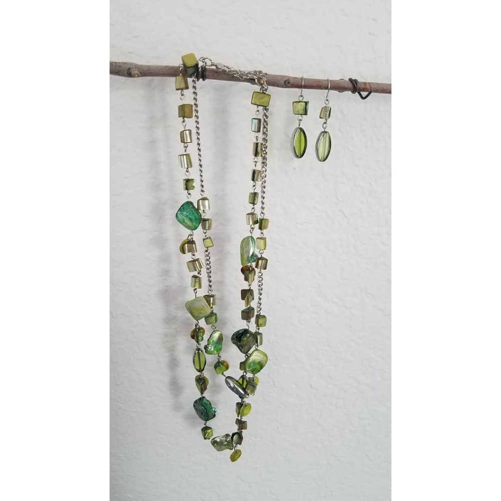 Green stone jewelry set